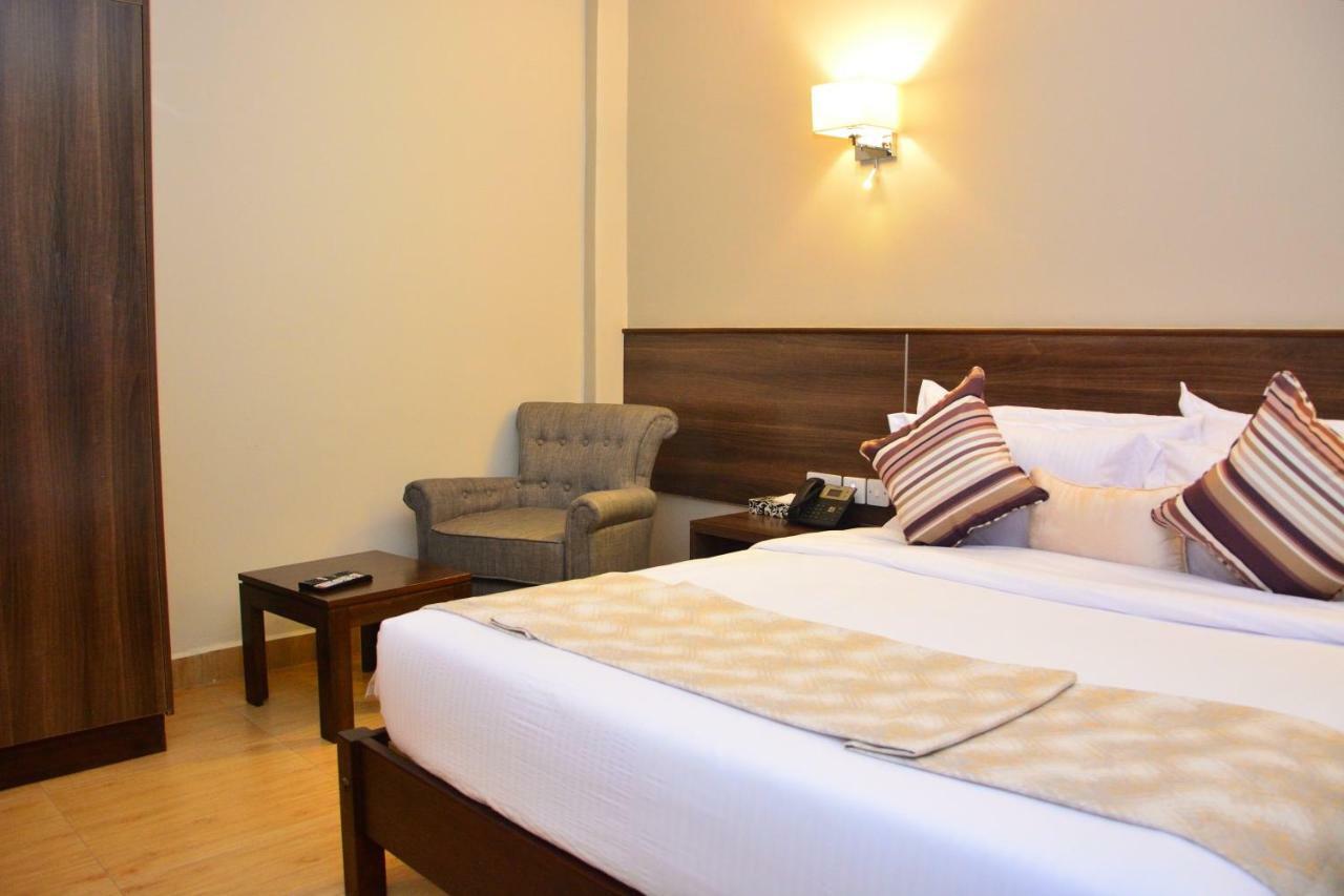Razana Hotel Nairobi Ngoại thất bức ảnh
